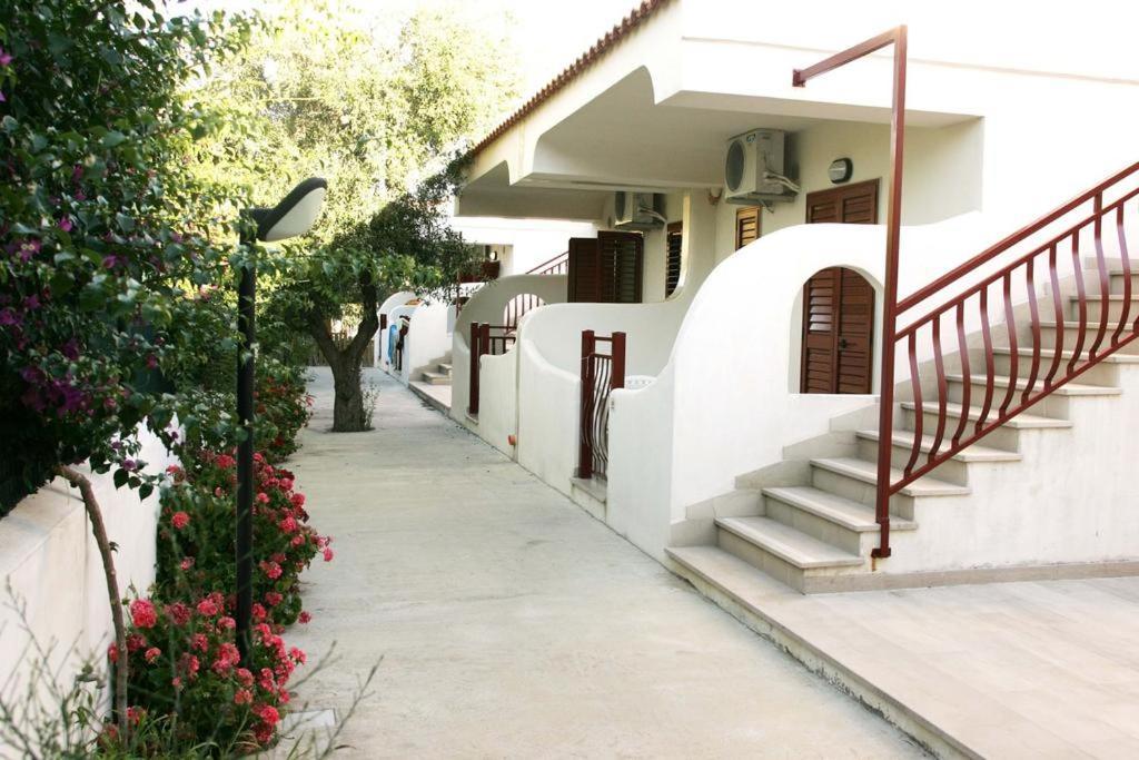 Residence Adriatico Mattinata Dış mekan fotoğraf